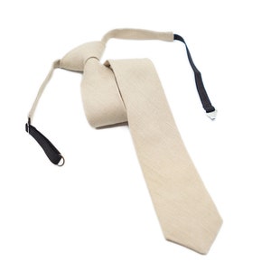 Beige Trauzeuge Hochzeitskrawatte für Trauzeuge und Bräutigam mit passendem Einstecktuch / Beige Krawatte für Jungen