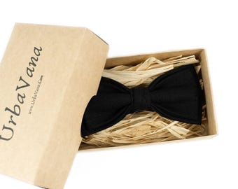 Black pre-tied bow tie for wedding - Linen bow tie gift for groomsmen / Black neckties for man available with matching handkerchief