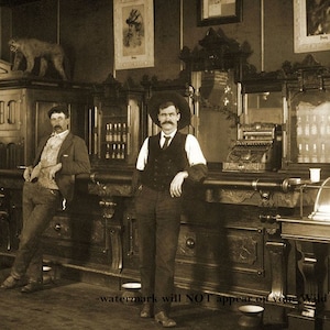 5x7 Wild West Montana Saloon FOTO Bar Old Tavern Cowboys 1905 Old Western Pub