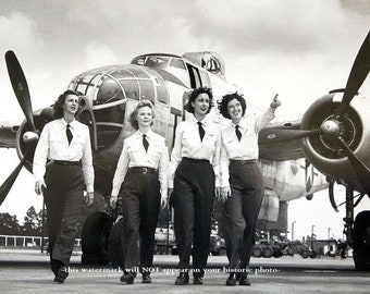 4x6 Women WASP Pilots B-25 Bomber PHOTO Woman Army Air Force Service World War 2 USAAF Woman Air Force usaf Girl Power Female