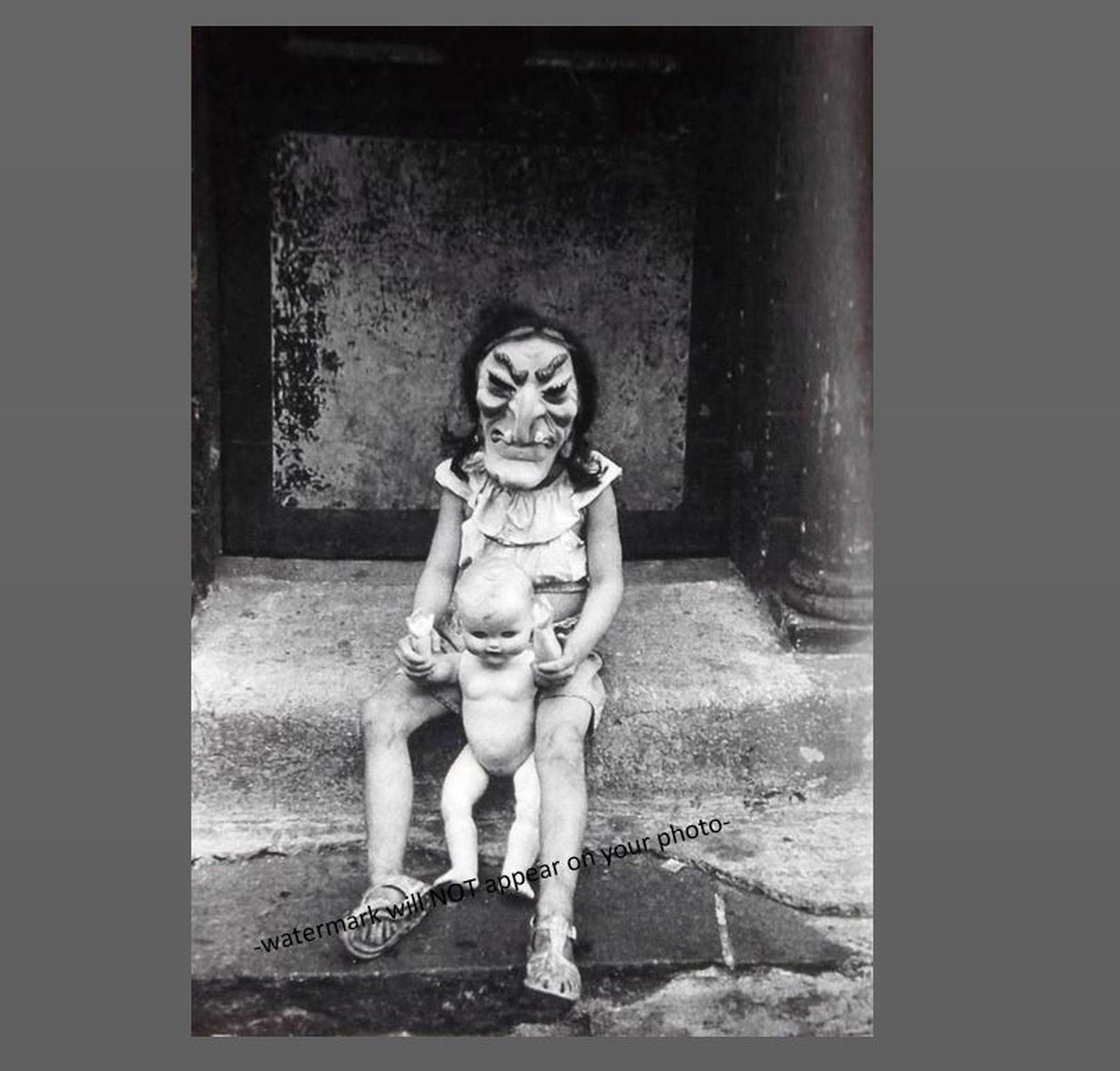 4x6 Creepy Girl Baby PHOTO Mask Freak Scary Child Weird Halloween Doll Baby Kid Costume Pic