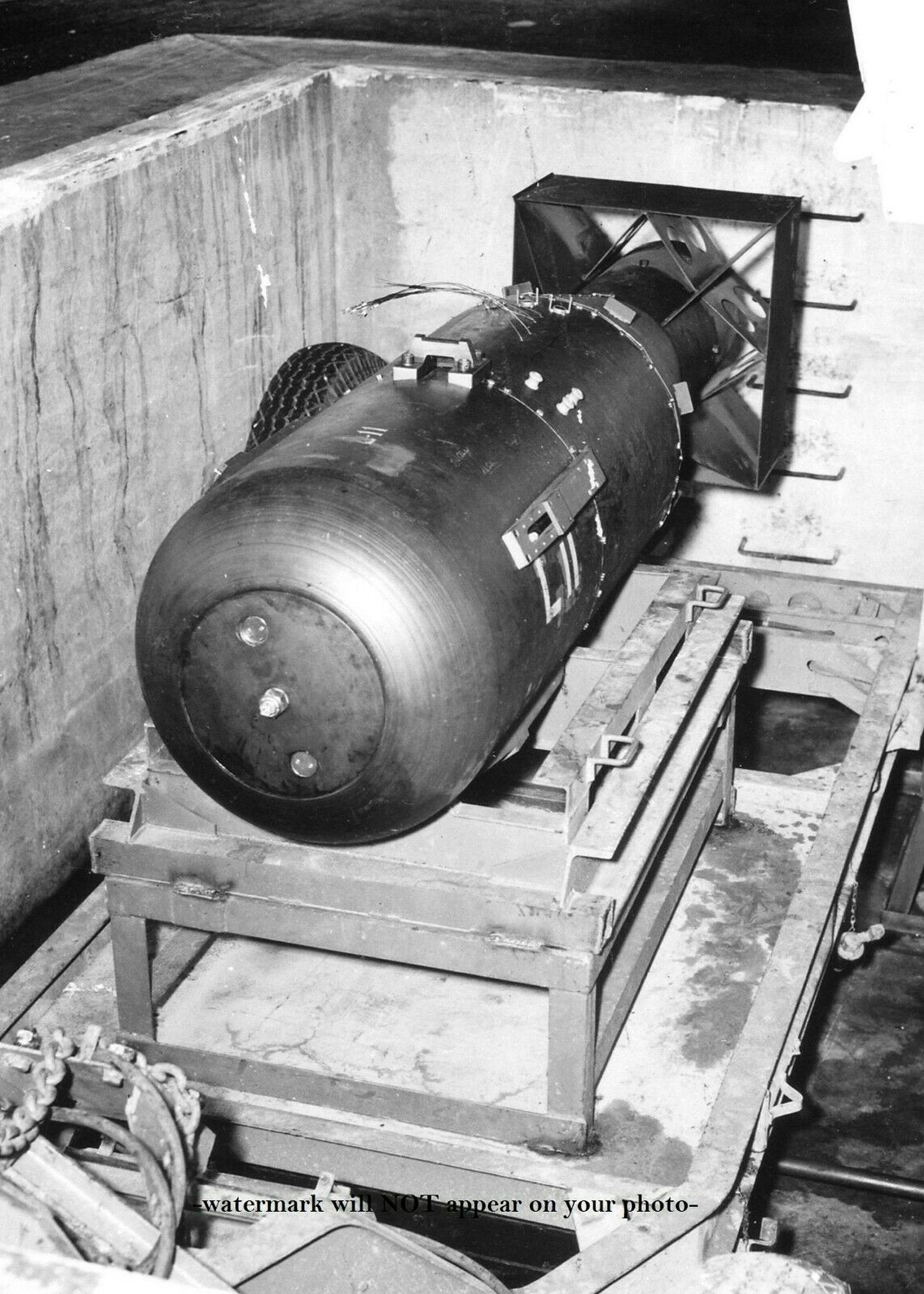 5x7 エノラ ゲイ 最初の原子爆弾 B-29 写真 リトルボーイ 核爆弾
