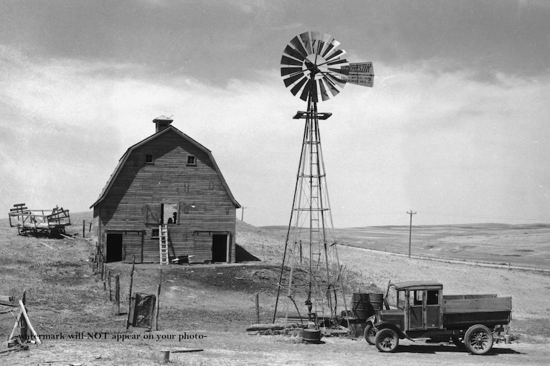 5x7 1936 Dust Bowl PHOTO Great Depression Farm Barn Tractor Etsy