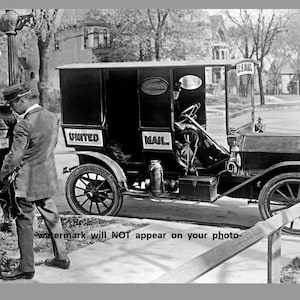 5x7 1919 US Mail Truck PHOTO Mail Man Delivery Vintage Post Office Box