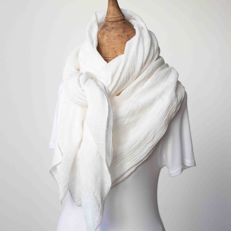 LINEN VINTAGE Scarf in an elegant linen look, soft on the skin, 100% cotton soft white image 1