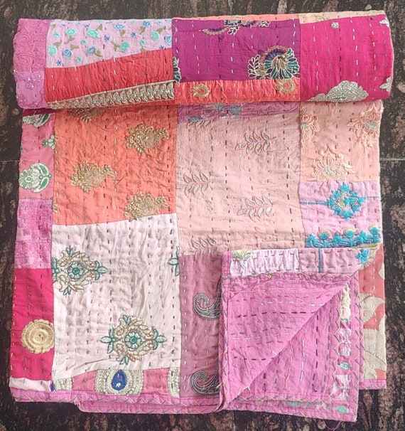 Indian Kantha Quilt Patchwork Kantha Quilt Khambadiya bedding Quilt Handwork Kantha king Queen pink Patchwork Kantha Rare  Find Kantha Quilt