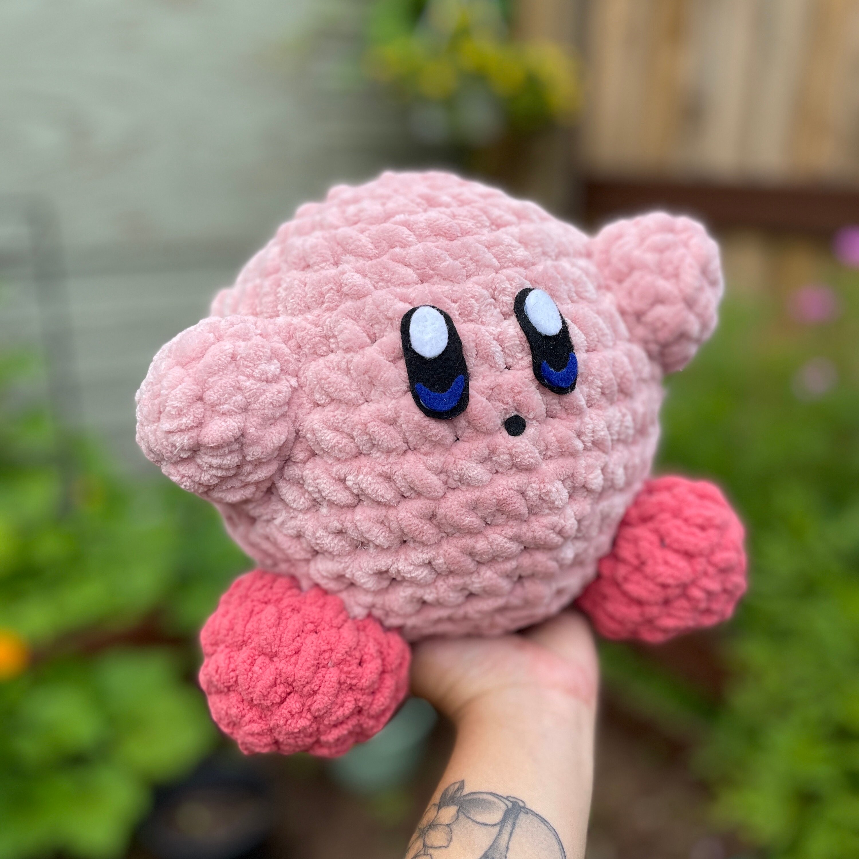 MADE TO ORDER* Crocheted Kirby Amigurumi Plushie - Thumbnail 5