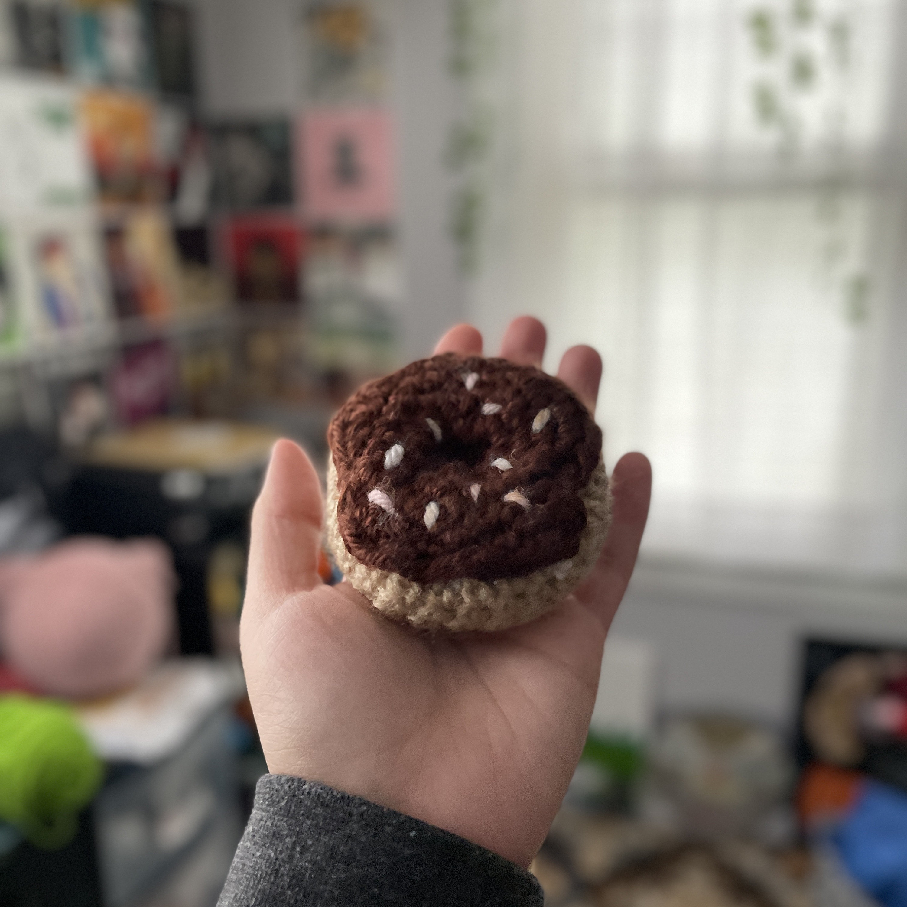 Donut Crocheted Amigurumi Plushie - Thumbnail 3
