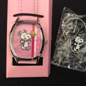 Snoopy and Woodstock Pink Watch with Snoopy Charm NIB Gift Set
