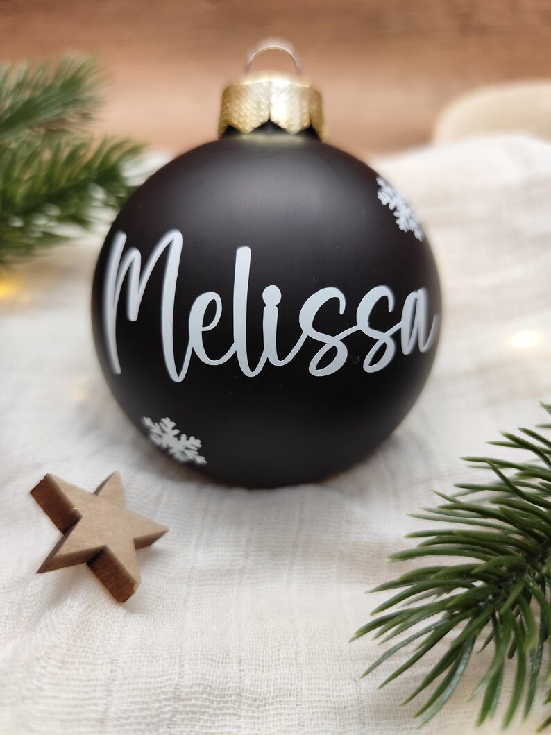 Weihnachtskugel mit Namen, Christbaumkugel aus Glas, Mitarbeiter Geschenke zu Weihnachten