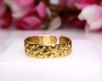 Gold band ring for women Gold boho band ring Wide gold band  Open adjustable ring Gift for mom Gold vermeil ring Textured ethnic gold ring