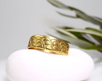 Gold waves ring for women Delicate ocean waves ring Open adjustable ring Ancient Greek sea waves ring Nature theme ring Gold vremeil ring