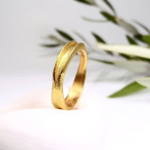 Organic gold ring Simple gold ring Minimalist ring Stackable gold band ring Delicate stacking ring Gold vermeil ring