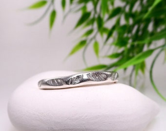 Vintage organic silver band ring for women Dainty boho band ring  Silver stacking ring Delicate stacking ring Sterling silver band ring