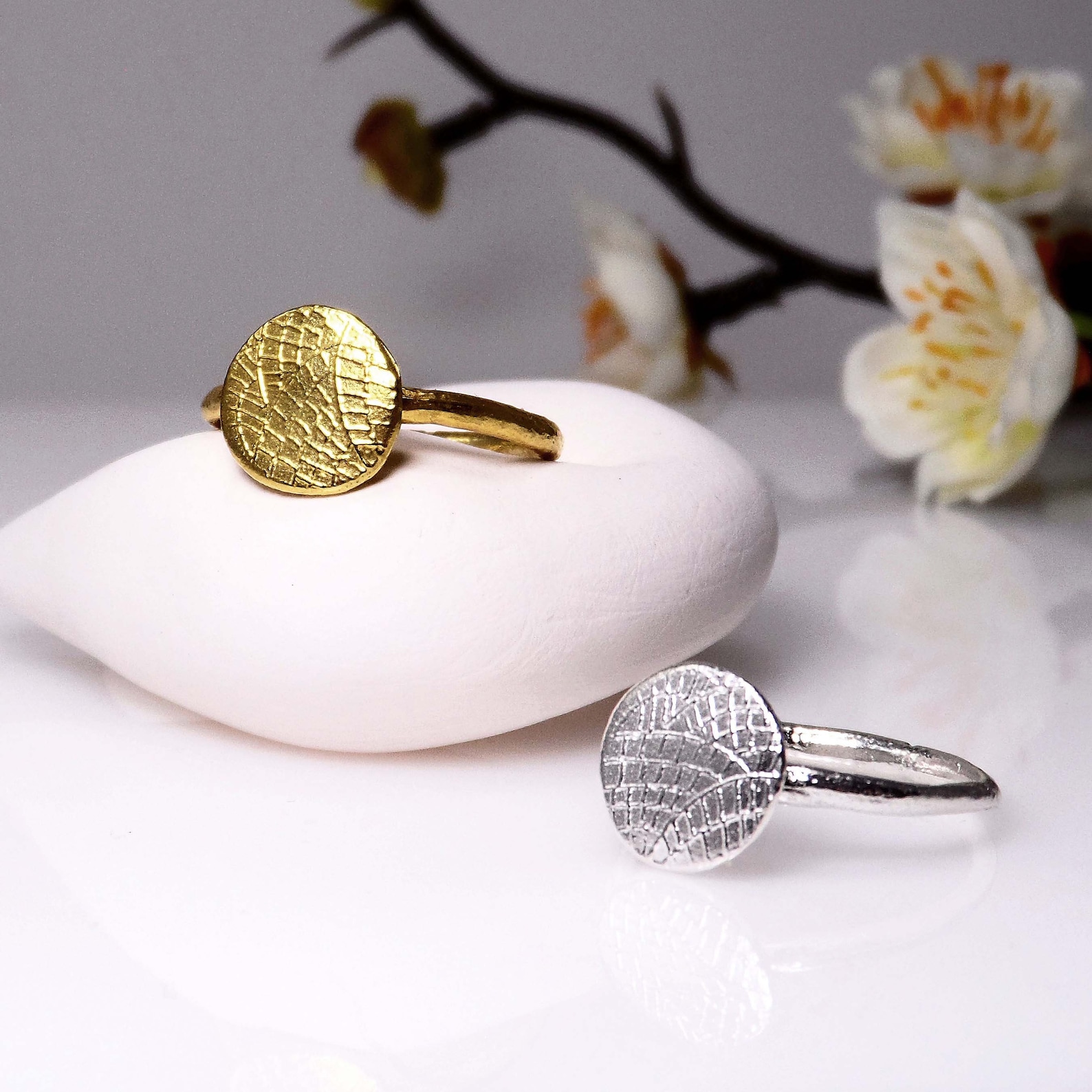 Sterling silver disc ring Round disc ring for women Dainty Etsy