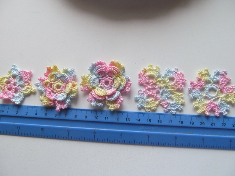 applique and creativity rings 50 crochet lace elements for scrapbooking flowers leafs and doilies decoration