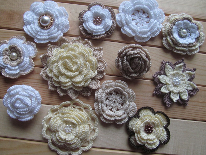 Kit for inspiration decorations appliques 12 crochet beautiful flowers for scrapbooking