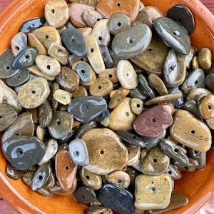 100x  1/4-1” Small to big Flat Drilled River Stones • Smooth Natural Pebble Beads • 3mm Hole •Stumbled Montana Rocks for Crafts & Jewelr