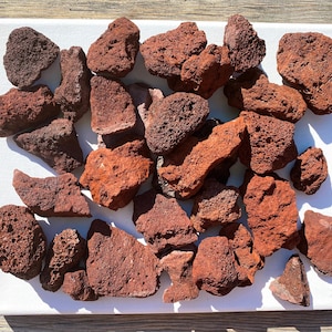 Montana Red Lava Rocks (~30pcs / 2–2.5lb) • Natural Volcanic Stones for Planters, Aquariums, Terrariums, Crafts & Zen Garden Decor