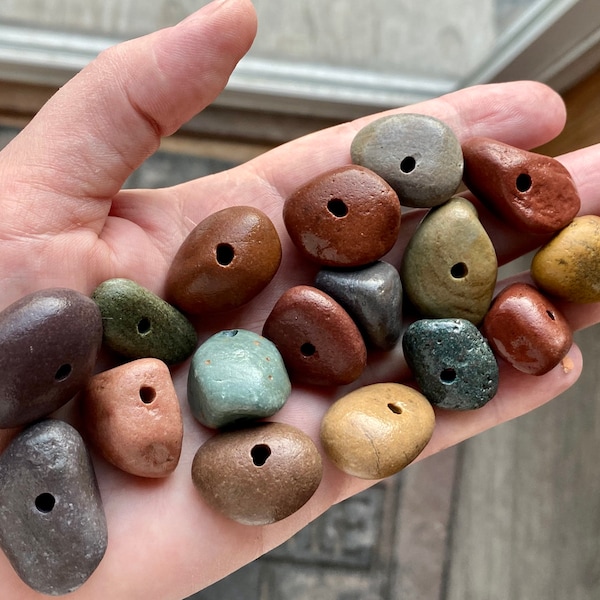 Large Rainbow stone beads middle drilled sea stones river pebbles for Windchime suncatcher home decor multicolor beach stone