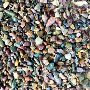 4 lbs 1/4-1/2” Colorful stones River pebbles gravel For aquarium terrarium vivarium planters fountains looks great wet! 4 cups