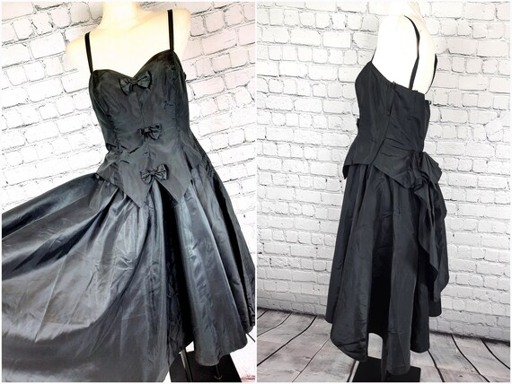 Vintage Schwarzes Kleid midi 42 XL Pinup kleine s… - image 1
