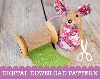 Linen Mouse Pin Cushion Sewing Pattern – Bobbin Needle Roll. (PDF Digital Download)