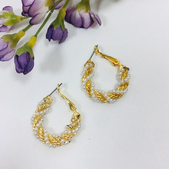 Gold/white hoop earrings Beaded hoop earrings Wom… - image 6