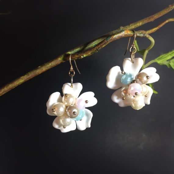 Acrylic white color floral earrings Women's acryli