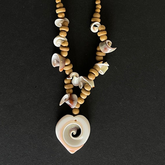 Shell/wood beads choker White/beige beads choker … - image 8