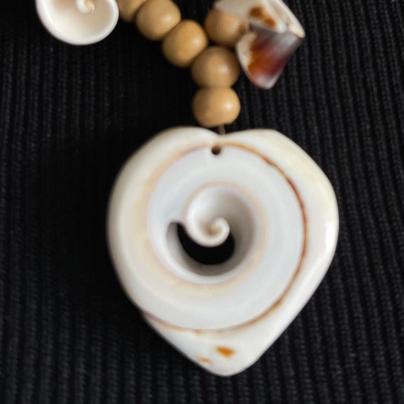 Shell/wood beads choker White/beige beads choker … - image 6