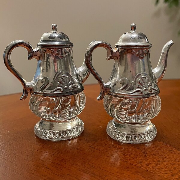 Vintage Teapot Salt and Pepper Shakers Etsy