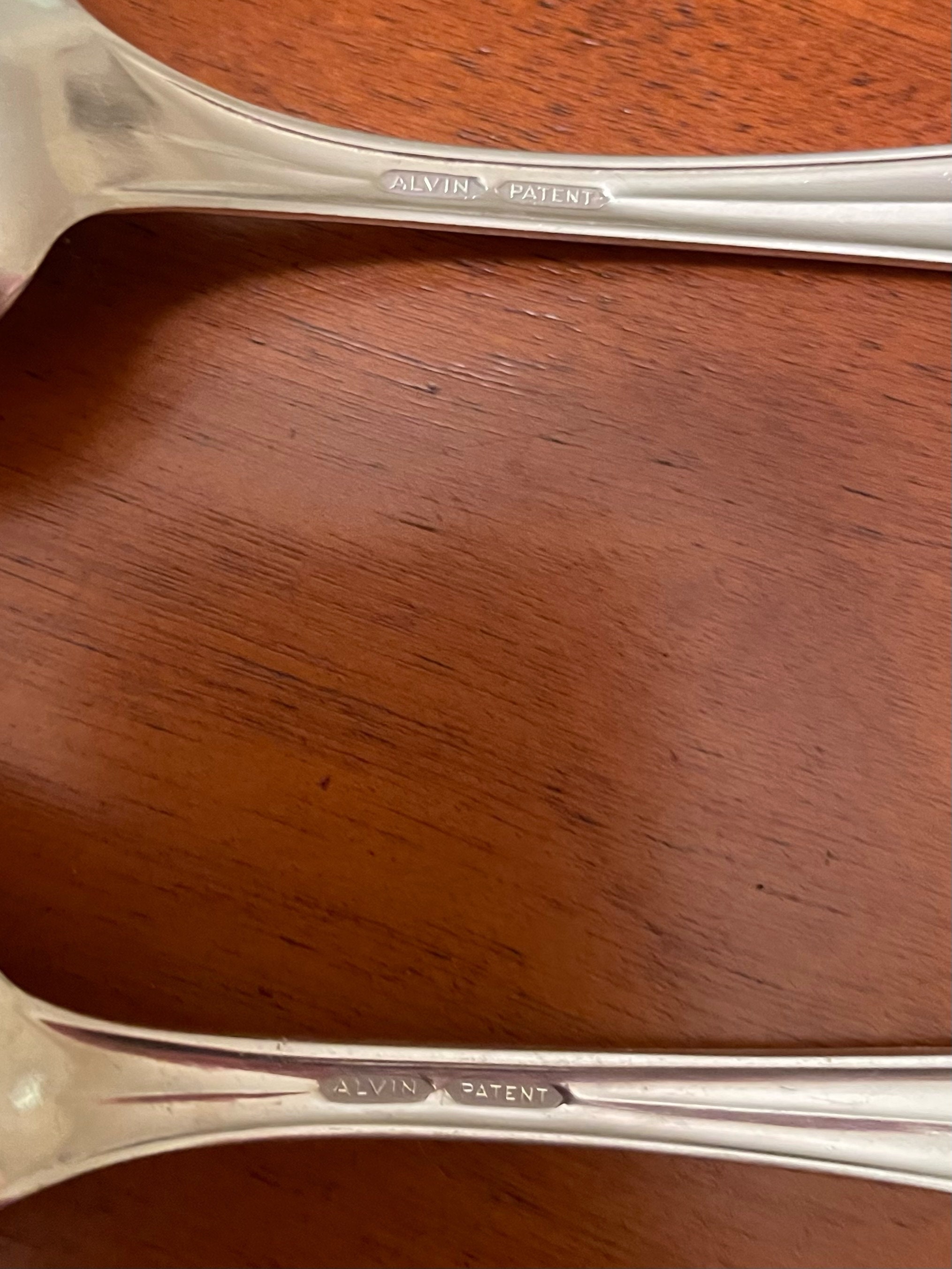 Alvin patent deals flatware