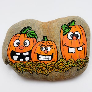 Downloadable Toothy Pumpkins Painted Rock Tutorial image 2