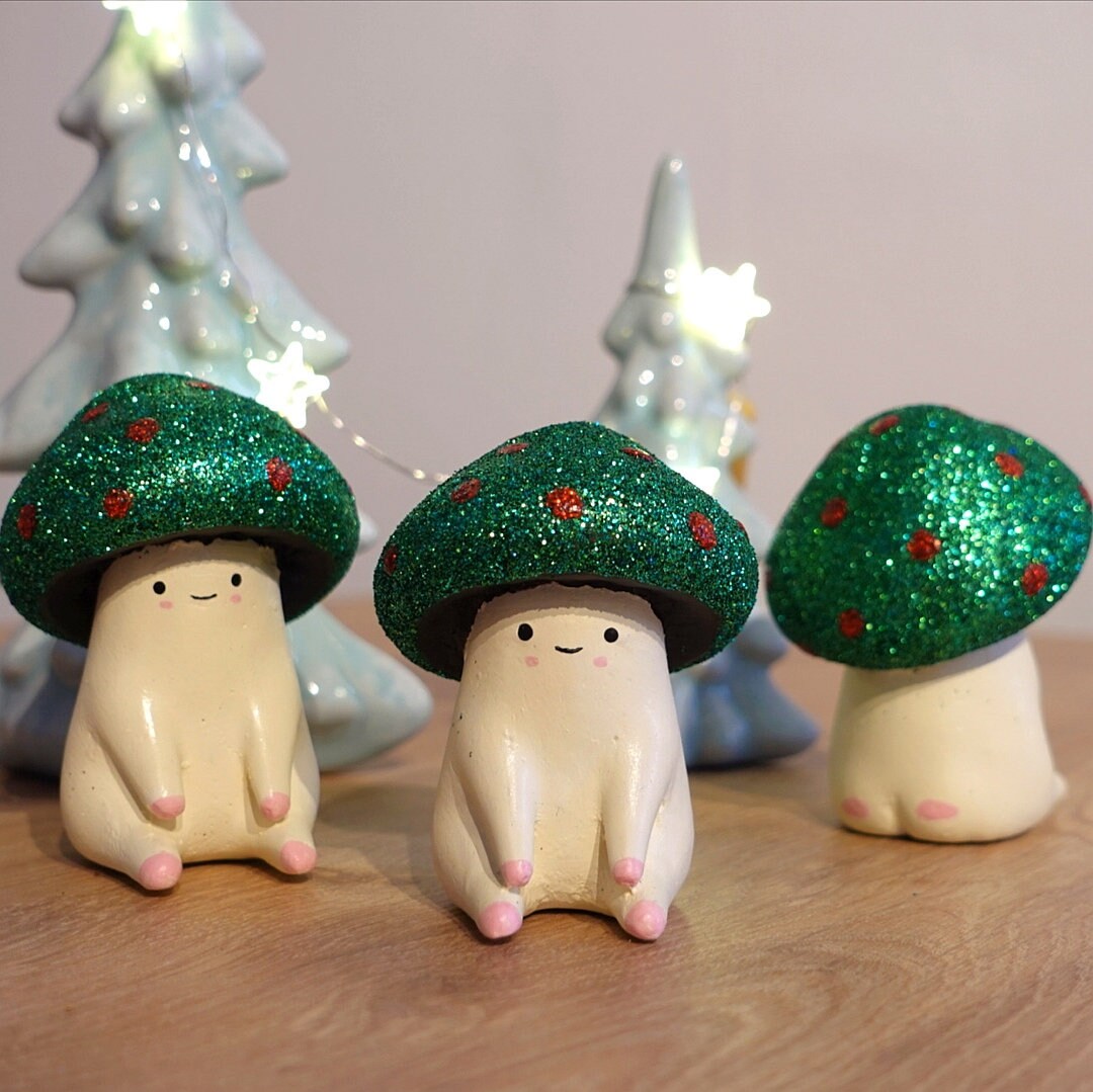 6 Petits champignons en bis glitter - Décoration de Noël
