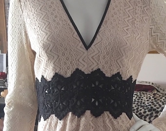 1990s sexy vintage Bardot lacy black & cream, lined dress, sensual, sophisticated, stylish, rare head turning glamorous dress, great find!