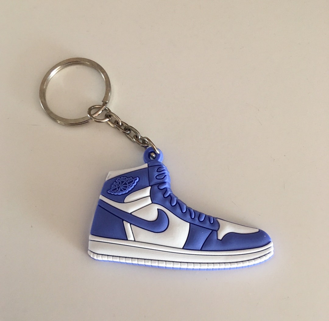 Sporty Boot Key Ring for Sporting Legends, Gift for Him Her, Dad, Son
