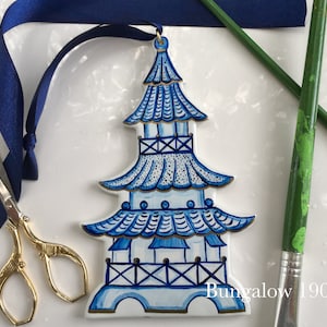 Pagoda ornament, Chinoiserie ornament, blue willow, blue and white Christmas ornament, Chinoiserie decor, Chinoiserie style, wreath accent