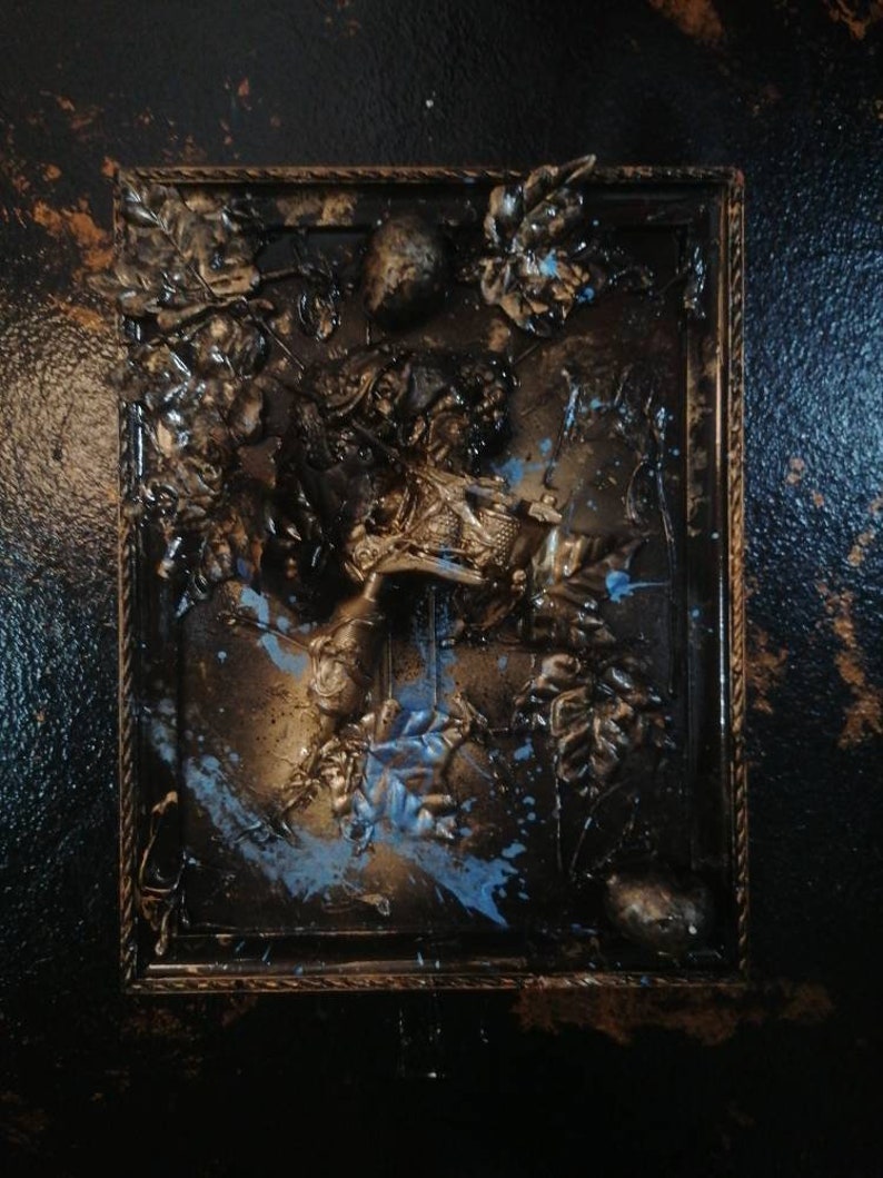 Framed gold tattoo machine in a Vinatge Frame . Wall ...