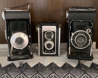 Lot of 3 Vintage 1940's 1950's Film Cameras Kodak Duaflex 3 Ansco Viking Readyset Folding Kodak Vigilant Junior Six-20 Folding