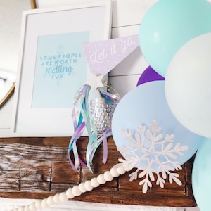 Imprimibles de cumpleaños de Frozen // Imprimibles de banderines de Frozen // Fiesta de Frozen