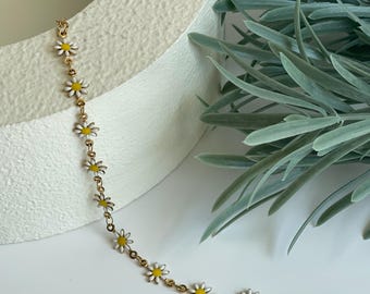 Fields of Joy, Daisies Bracelet, Gold