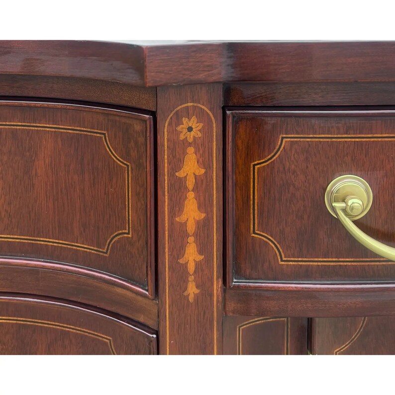 Henkel Harris Mahogany Inlaid Federal Style Sideboard image 6