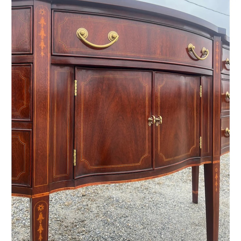 Henkel Harris Mahogany Inlaid Federal Style Sideboard image 5