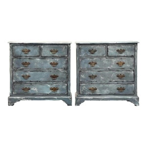 Rustic Chippendale Style 5 Drawer Bachelors Chest Nightstands a Pair image 1