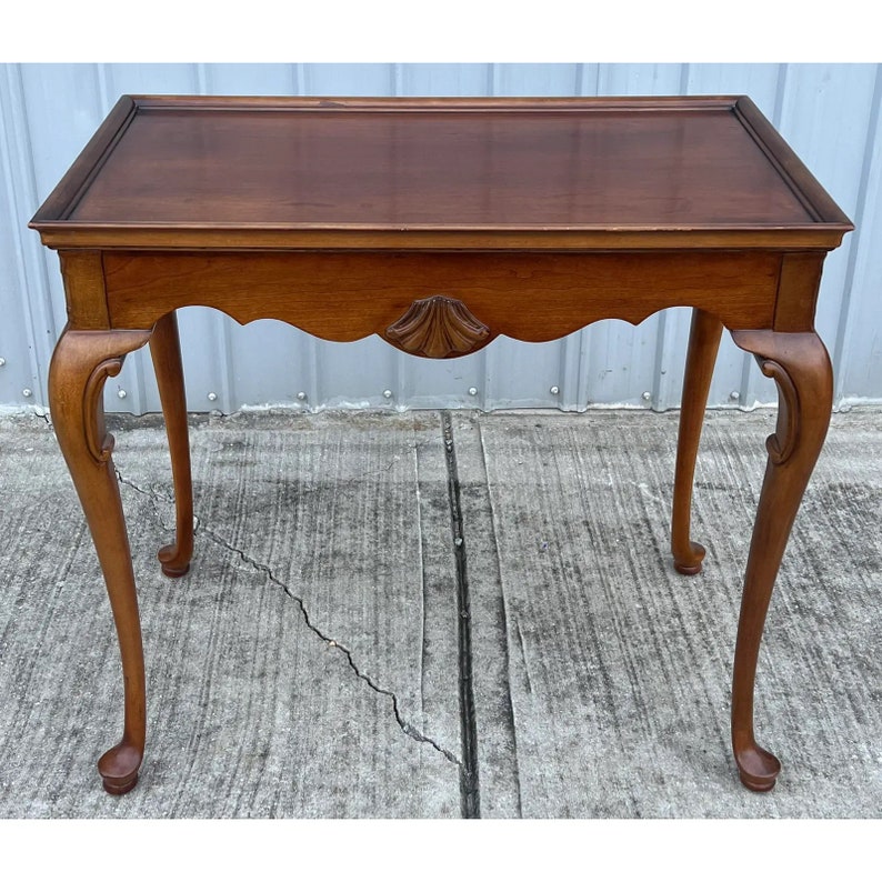 Vintage Queen Anne Style Cherry Tea Table image 3