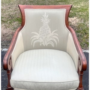 Tommy Bahama by Lexington Nassau Lounge Chair image 3