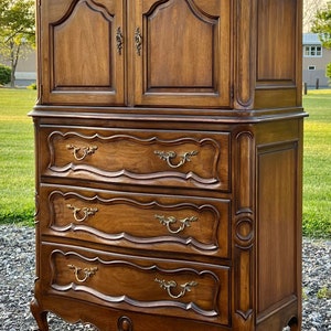 Vintage Drexel Fontaine Louis XV Style Gentlemans Chest Tallboy Dresser image 3