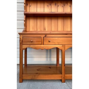 Ethan Allen Pine Farmhouse Open Top Hutch image 7