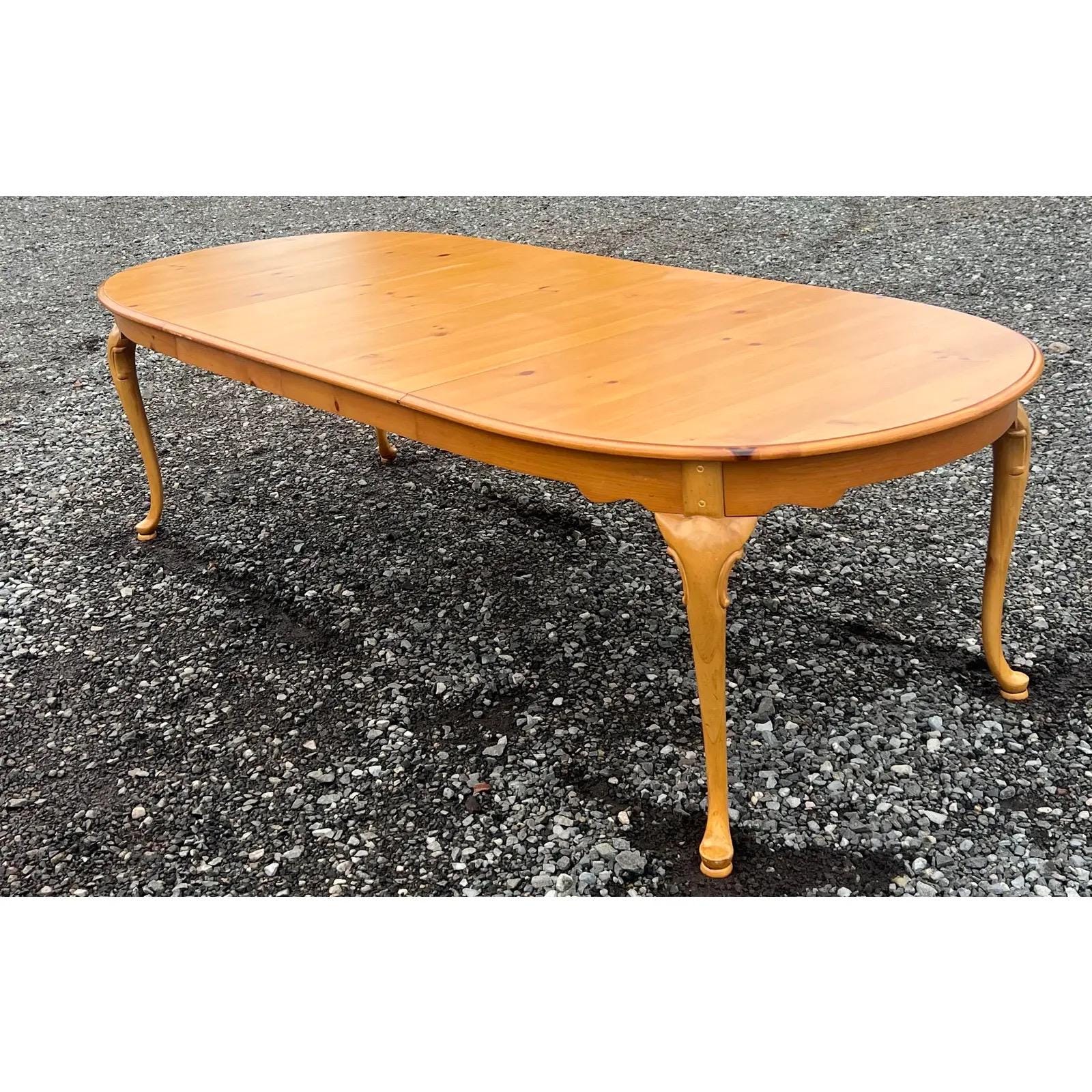 Vintage Thomasville “replicas 1800” Queen Anne Knotty Pine Dining